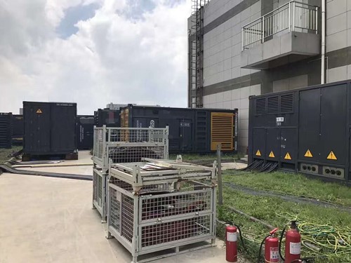 阿瓦提除了定期检查，还有哪些方法可以及时发现接触式转速表探头的磨损？